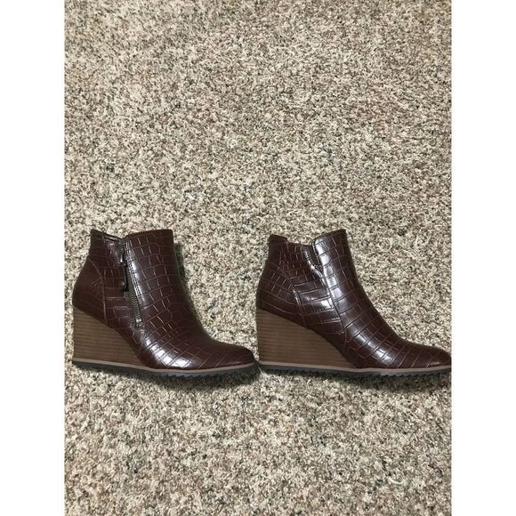 Brand New Soul Naturalizer Shoes Size 8.5 with 3 Inch Wedge - Picture 4 of 5